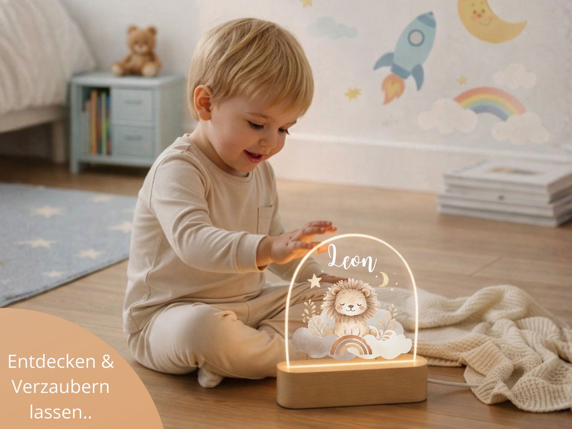 Nachtlicht personalisiert Motiv Baby Löwe, Babygeschenk zur Geburt Junge minipishop 