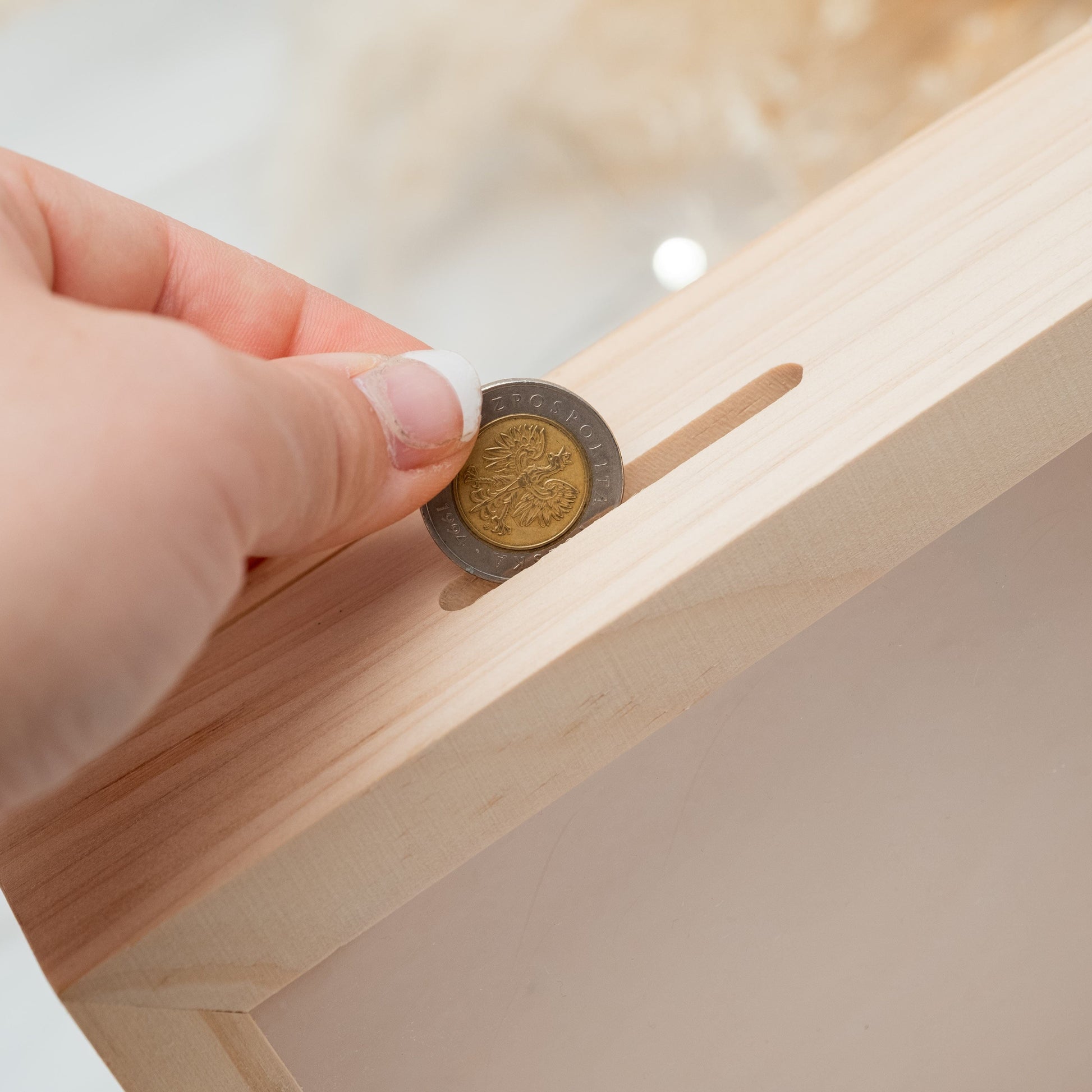 Personalisierte Kinder Spardose aus Holz, Motiv Schulkind Mädchen Regenbogen MiniPiShop 