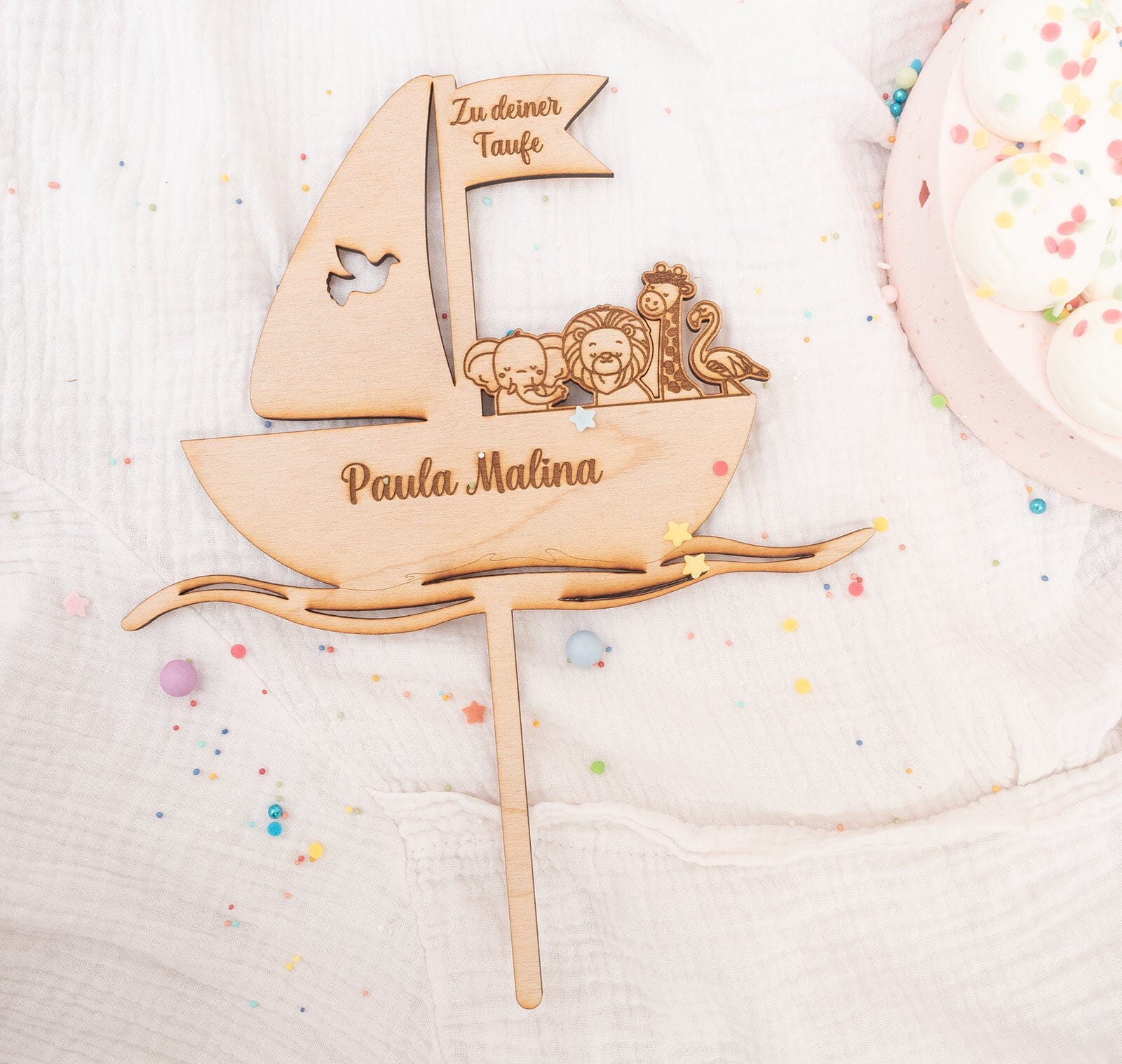 Personalisierter Cake Topper zur Taufe aus Holz Arche Noah Holzspielzeug MiniPiShop 