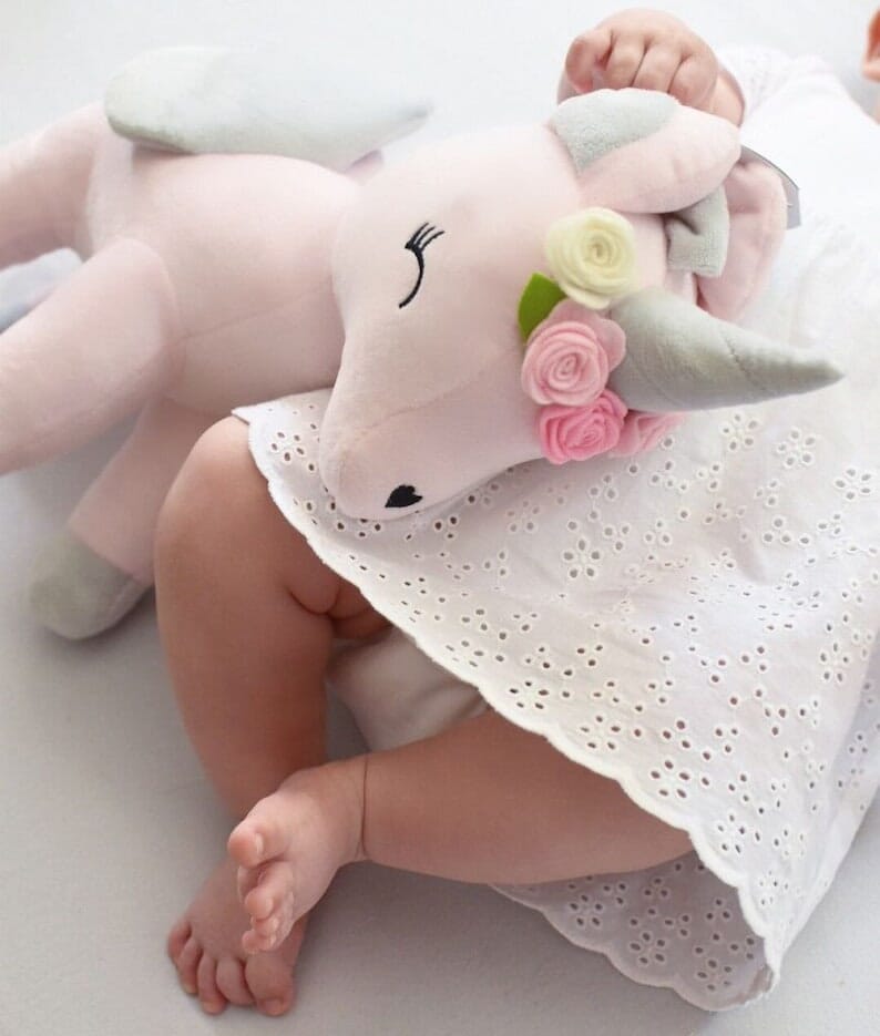 Kuscheltier Einhorn mit Namen Blumenkranz Rosa Grau Kuscheltier minipishop 